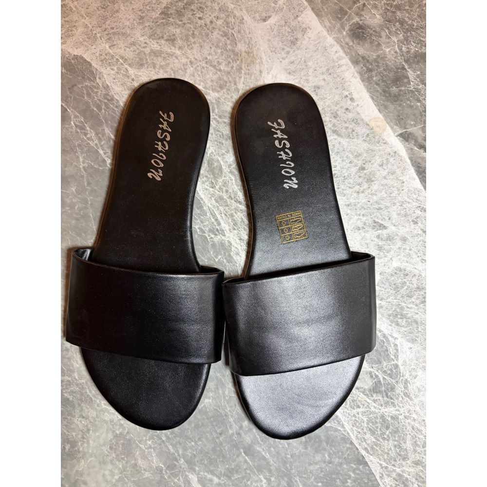 Fashion | Matte Faux Leather Flat Slide Sandals | 8 || Black|